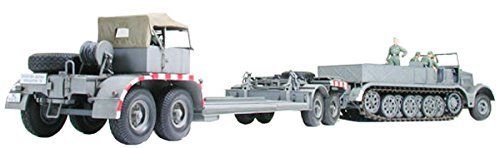 TAMIYA 1/35 German 18-ton Heavy Half-track FAMO & Sd.Ah.116 Model