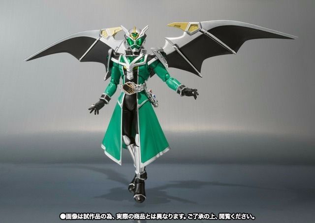 S.H.Figuarts Masked Kamen Rider WIZARD HURRICANE DRAGON Action